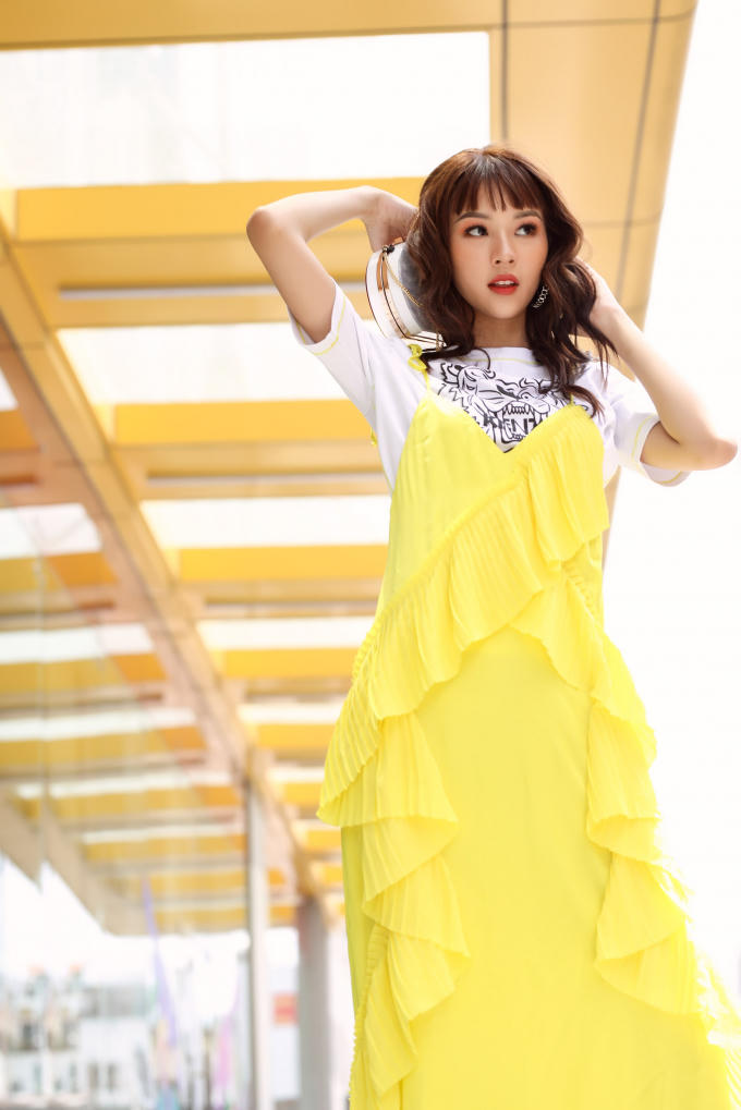 Vẫn là cô gái ngây thơ ở The Face, nhưng hình như Phí Phương Anh ngày càng gợi cảm