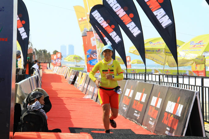 Hoàn thành 3 nội dung một cách xuất sắc.