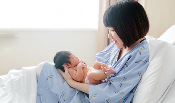 Sau khi sinh vẫn được nghỉ dưỡng nếu sức khoẻ chưa hoàn toàn hồi phục (Ảnh minh hoạ).