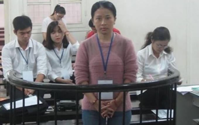 Bị cáo Nga tại phiên sơ thẩm.