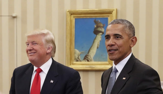 Tổng thống đương nhiệm Barack Obama (phải) và Tổng thống đắc cử Donald Trump (Ảnh: Getty)