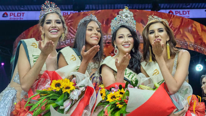 Hoa hậu Phương Kh&aacute;nh diện &aacute;o d&agrave;i, đội vương miện, xuất hiện cực thần th&aacute;i trong Road to Miss Earth 2019