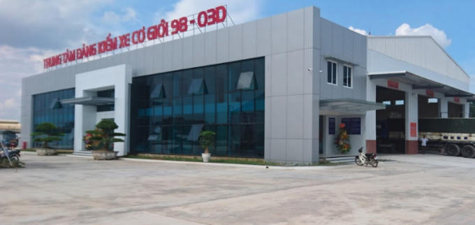 Đóng cửa trung tâm đăng kiểm xe cơ giới 98-03D.