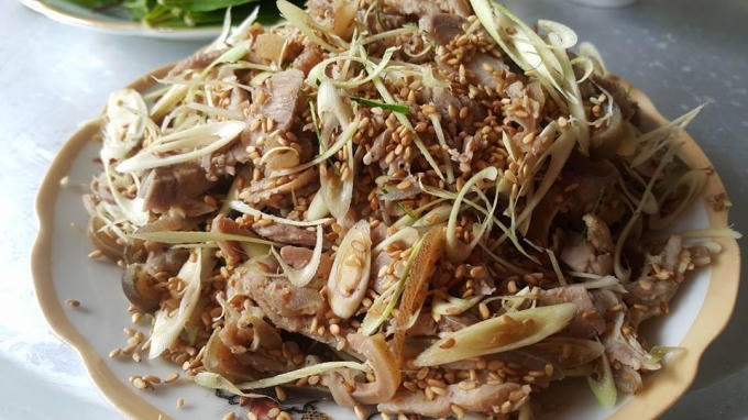 Món chạo chân giò không chỉ ngon mà nhìn rất hấp dẫn.