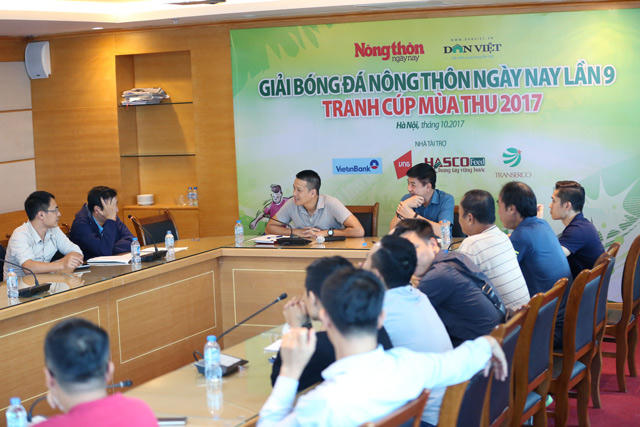 Tham dự Giải Nông thôn Ngày nay lần thứ 9 có 16 đội, chia làm 4 bảng đấu.