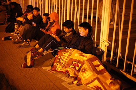 Nhiều bạn trẻ cho biết dù ĐTVN có thua ở bán kết lượt đi thì vẫn hào hứng đi xem.