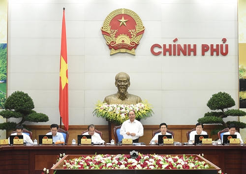 Thủ tướng Nguyễn Xuân Phúc chủ trì phiên họp Chính phủ thường kỳ tháng 10/2016. Ảnh: VGP/Quang Hiếu.