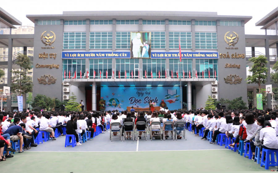 Thap sang 'ngon den sach' tu mot ngoi truong o Thu do hinh anh 1