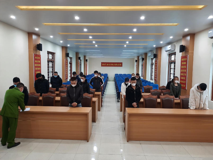 Các đối tượng tại công an