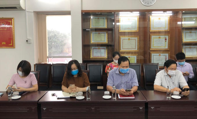 Cán bộ, người lao động Ban Tổ chức Thành uỷ Hải Phòng ủng hộ quỹ vắc xin phòng, chống COVID-19