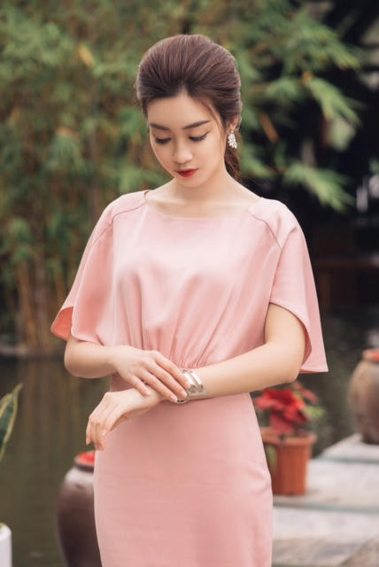 Hoa hậu Đỗ Mỹ Linh tư vấn trang phục cho bạn g&aacute;i trong kỳ nghỉ 30/4