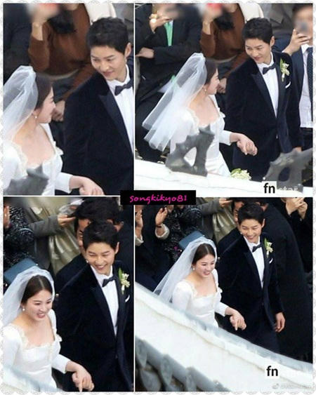 Song Joong Ki không thể rời mắt khỏi cô dâu xinh đẹp của mình.