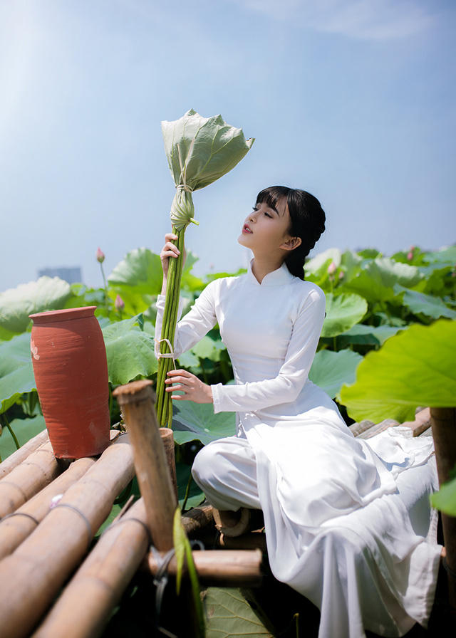 Bộ ảnh này mới được Thương thực hiện cùng người bạn thân là nhiếp ảnh Tú Bếu.