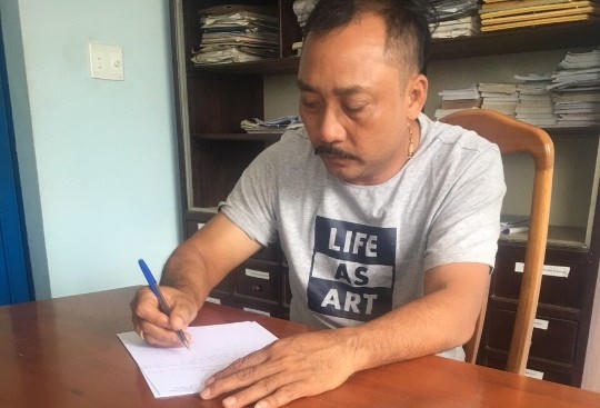Đối tượng Phượng "râu" tại cơ quan công an.