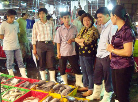 Thành phố sẽ tiến tới kiểm soát thủy hải sản và rau củ quả
