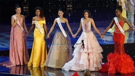 Top 5 hồi hộp chờ kết quả sau phần thi ứng xử: Philippines, Cộng hòa Dominica, Indonesia, Puerto Rico và Kenya.