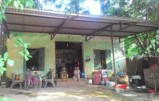 Hai vợ chồng người thương binh mong mỏi pháp luật sẽ được thực thi nghiêm minh, các cơ quan chức năng xử lý có tình có lý, trả lại đất và nhà cho họ.