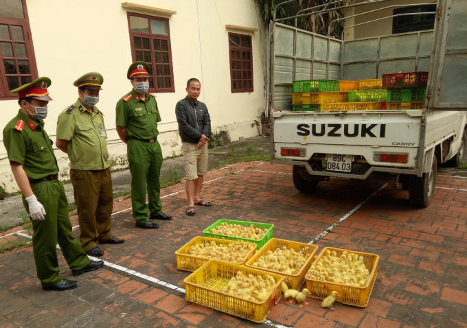 Tang vật bị lực lượng chức năng thu giữ làm thủ tục bàn giao cho Đội quản lý thị trường huyện Lạng Giang xử lý theo quy định.