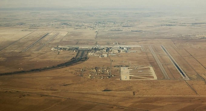 Phi trường quốc tế Damascus, Syria nơi vừa trúng tên lửa Israel
