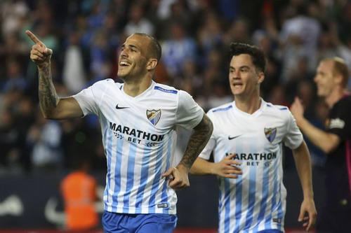 Sandro ghi bàn vào lưới đội bóng cũ phút 32