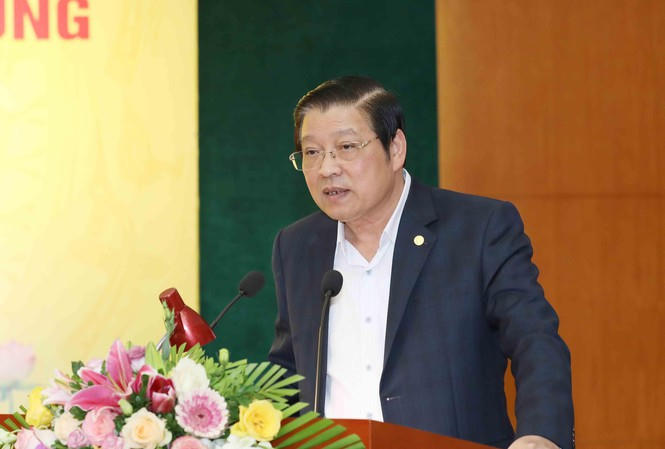 Anh242.
