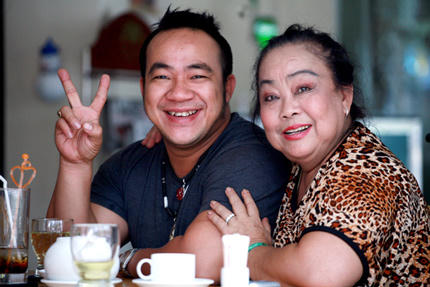 Hiếu Hiền và Kim Ngọc.