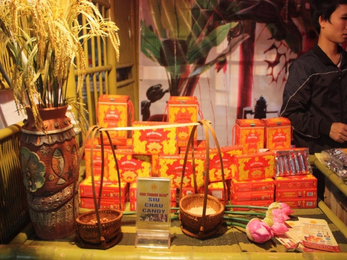 Kẹo sìu châu đặc sản Nam Định.