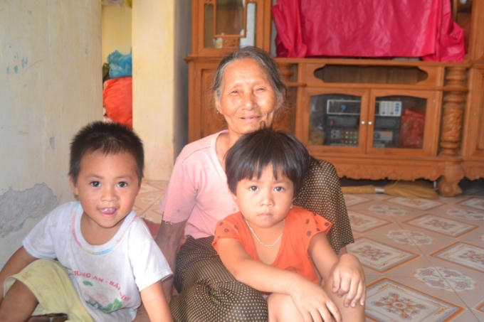 Vợ cả ông Thưởng kể chuyện hai chị em lấy chung chồng. (Ảnh Đ.H).