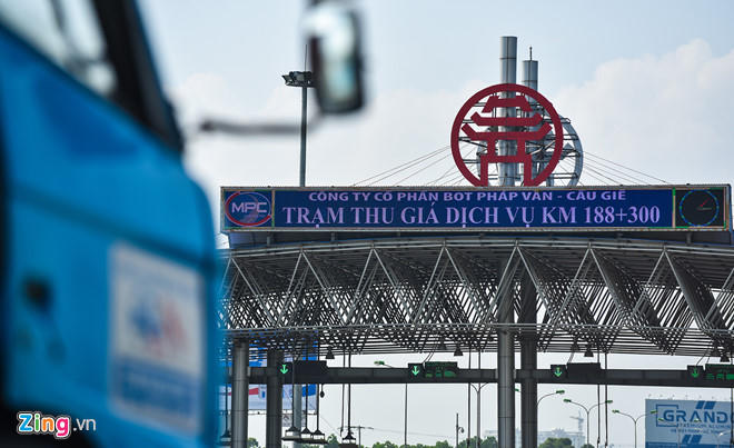 Trước đó, Bộ GTVT cho rằng một số nhà đầu tư gọi tắt "trạm thu giá" tạo ra những ý kiến trong dư luận. Ảnh: Việt Linh.