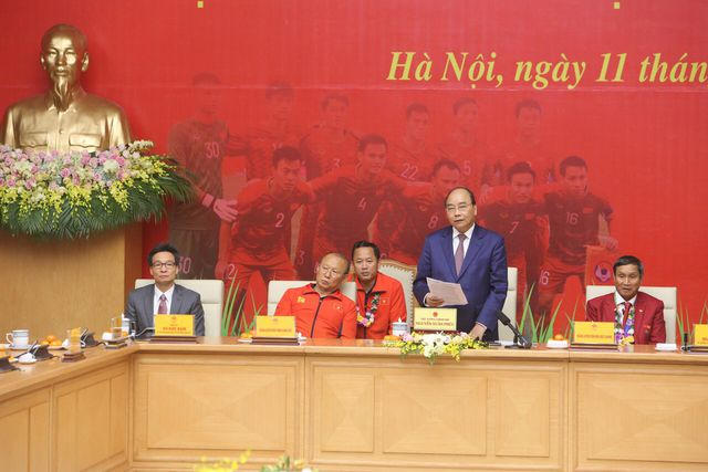 Anh83.