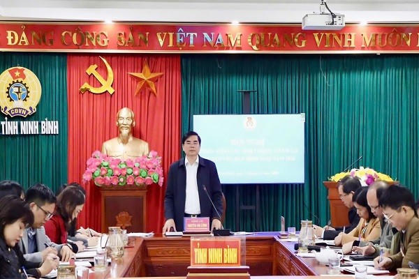 Lãnh đạo LĐLĐ tỉnh Ninh Bình chủ trì hội nghị triển khai các hoạt động tổ chức chương trình “Tết sum vầy - Xuân ơn Đảng” năm 2026.