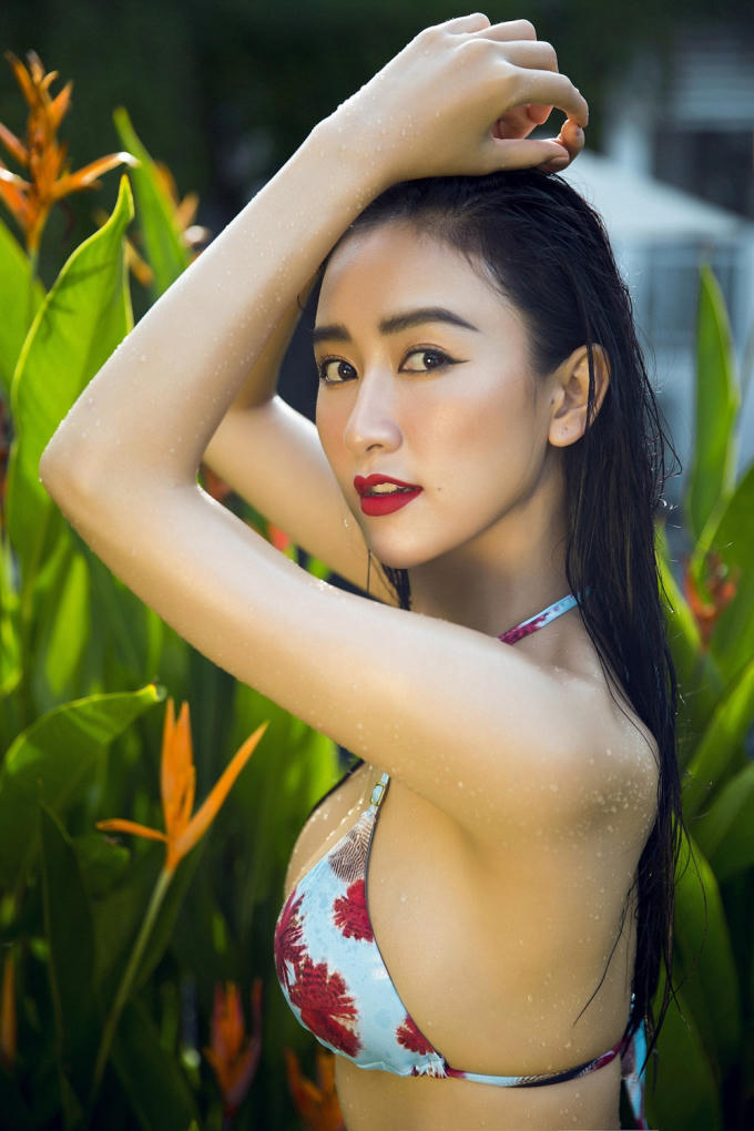 H&agrave; Thu tung bộ ảnh bikini n&oacute;ng bỏng tr&ograve;n 2 năm tham gia Miss Intercontinental