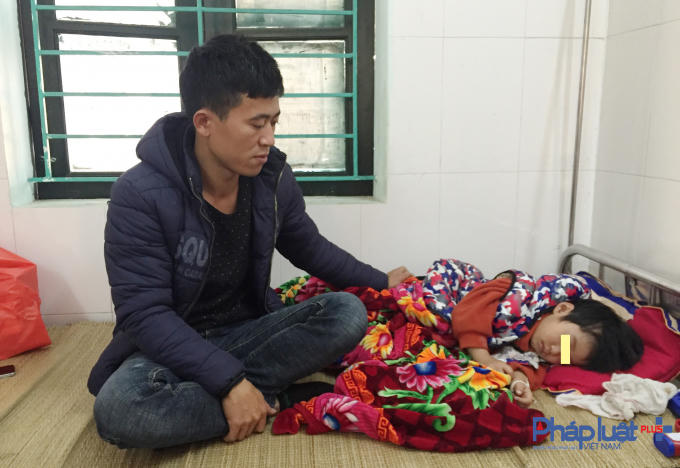 Người nhà đã gửi đơn tố cáo đến các cơ quan chức năng do nghi ngờ cháu L.T.D bị cô giáo bạo hành chứ không phải là do bạn trong lớp đánh.