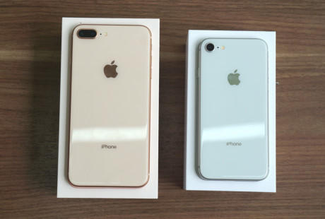 Bộ đôi smartphone mới của Apple đang có giá tốt tại thị trường Việt Nam. Ảnh: Thành Duy.