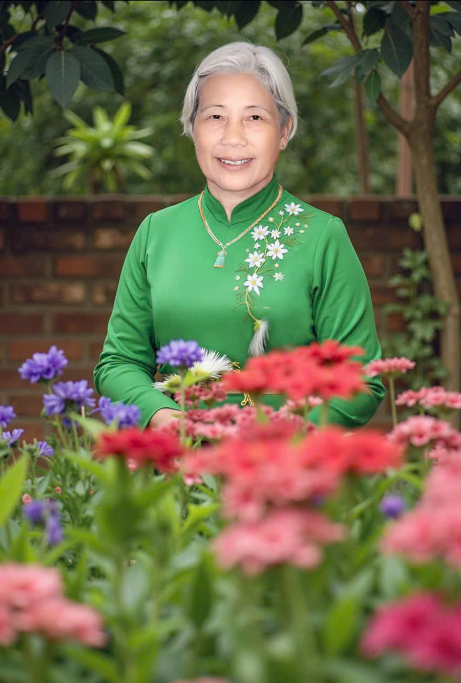 Nhà thơ Lê Thị Ái Tùng