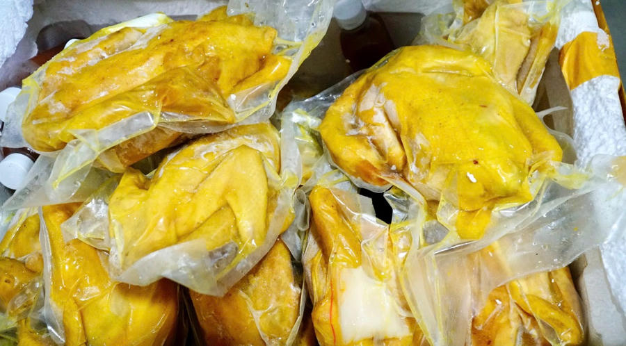Hàng vi phạm. (Ảnh Cục Quản lý và Phát triển thị trường trong nước)