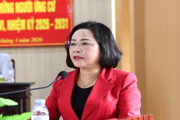 Bà Nguyễn Thị Thanh, Uỷ viên Trung ương Đảng, Phó Chủ tịch Quốc hội trình bày chương trình hành động.