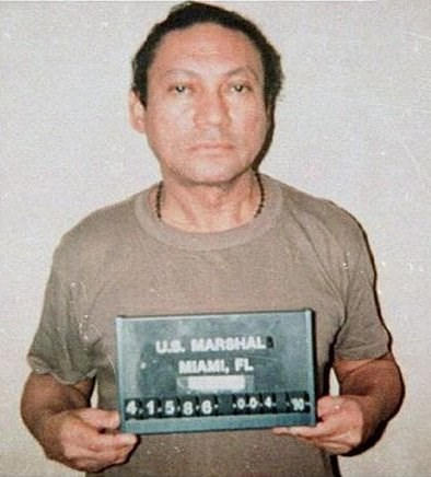 Ông Manuel Noriega khi bị Mỹ bắt.