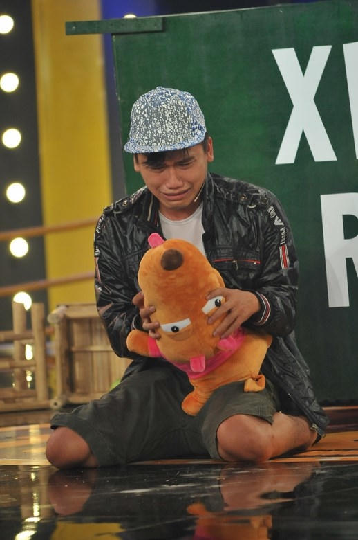 Diễn hài văn minh, “Thánh Taxi” nhận mưa lời khen từ Trấn Thành - Thu Trang