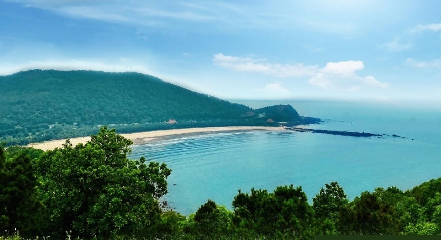 Bãi Lữ đẹp như một bức tranh thủy mặc.