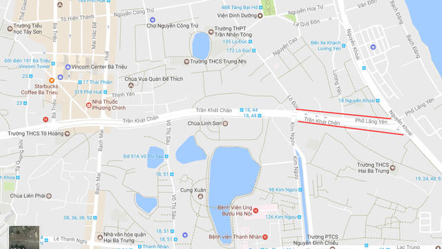 Tuyến đường &Ocirc; Đống M&aacute;c - Nguyễn Kho&aacute;i (Dự &aacute;n đường V&agrave;nh đai 1) c&oacute; chiều d&agrave;i 570 m, rộng 50 m, được UBND TP H&agrave; Nội ph&ecirc; duyệt v&agrave;o cuối năm 2005 với tổng mức đầu tư l&agrave; 383 tỷ đồng. Tuy nhi&ecirc;n, sau gần 10 năm chậm triển khai đến th&aacute;ng 9/2014, mức đầu tư của dự &aacute;n được điều chỉnh tăng gấp gần 3 lần tương đương số tiền 1.139 tỷ đồng.