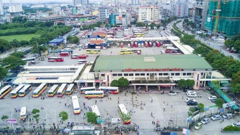 Hà Nội tăng cường hơn 2.400 xe phục vụ hành khách dịp Tết Nguyên đán