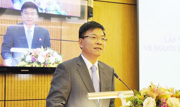 Bộ trưởng Lê Thành Long chủ trì phiên họp.