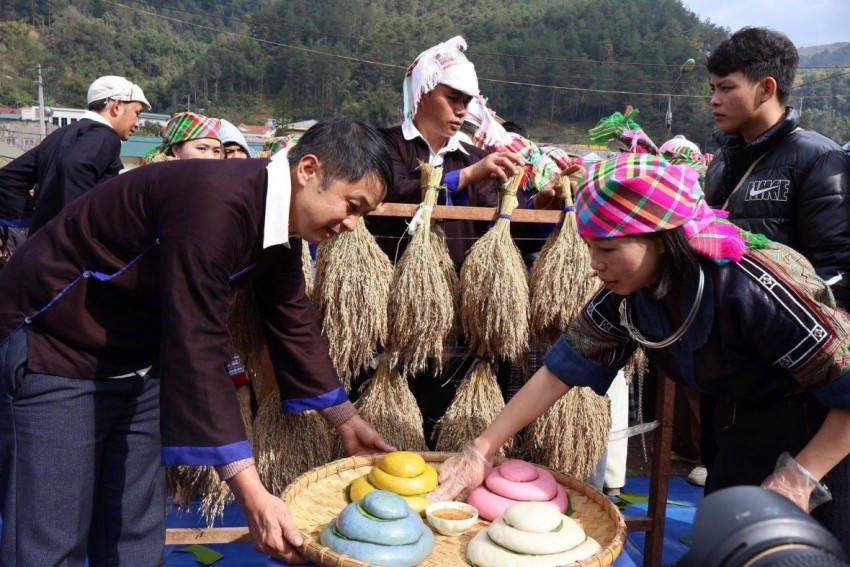 Nhiều hoạt động hấp dẫn được tổ chức tại Lễ khai mạc Festival Khèn Mông và Lễ hội hoa tớ dày 2026.