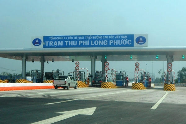Trạm thu phí Long Phước (quận 9, TP.HCM) trên cao tốc TP.HCM - Long Thành - Dầu Giây - Ảnh: Hoàng Minh