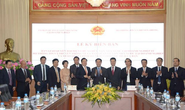 Bàn giao VNPT và MobiFone về 'siêu ủy ban'.