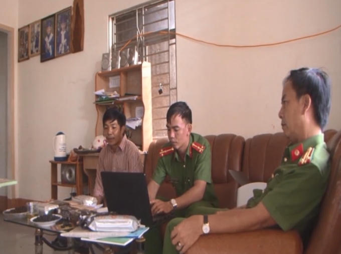 Lực lượng chức năng lập biên bản xử lý