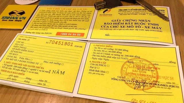 Bảo hiểm xe máy cũng sôi động trên “chợ mạng”