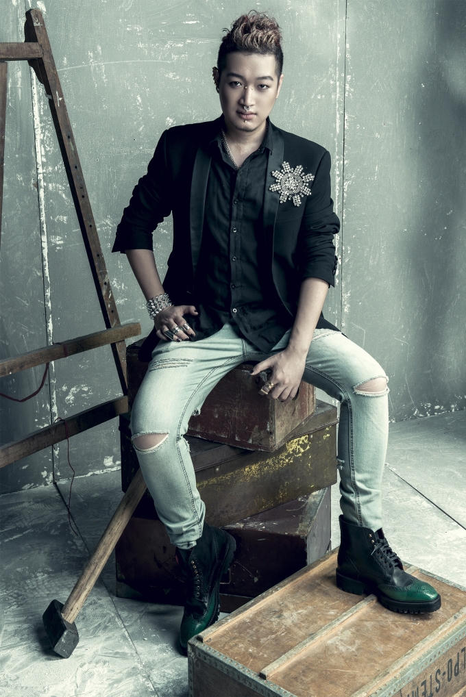 Loạt ảnh đậm chất punk rock cá tính của bộ tứ quyền lực Vietnam's Next Top Model 2016