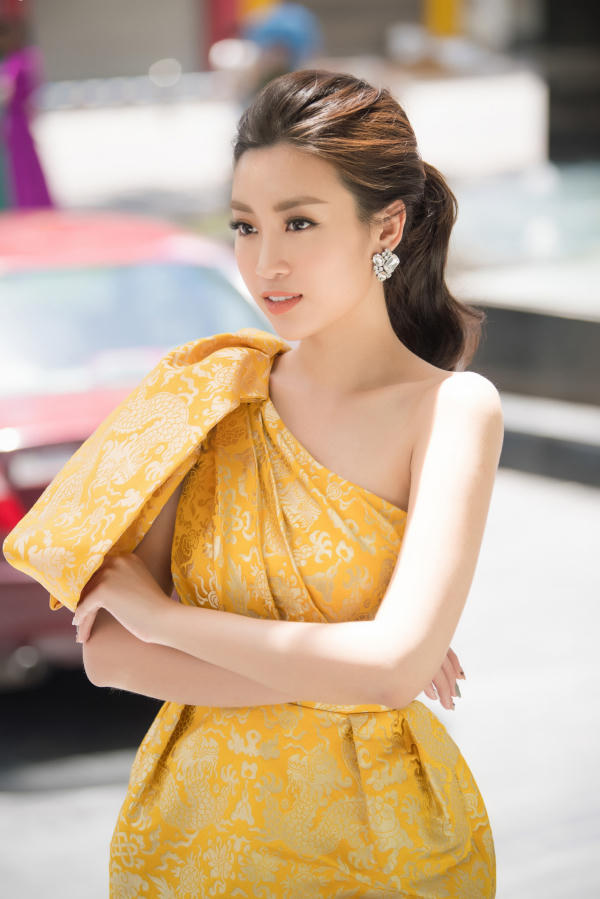 Hoa hậu Đỗ Mỹ Linh